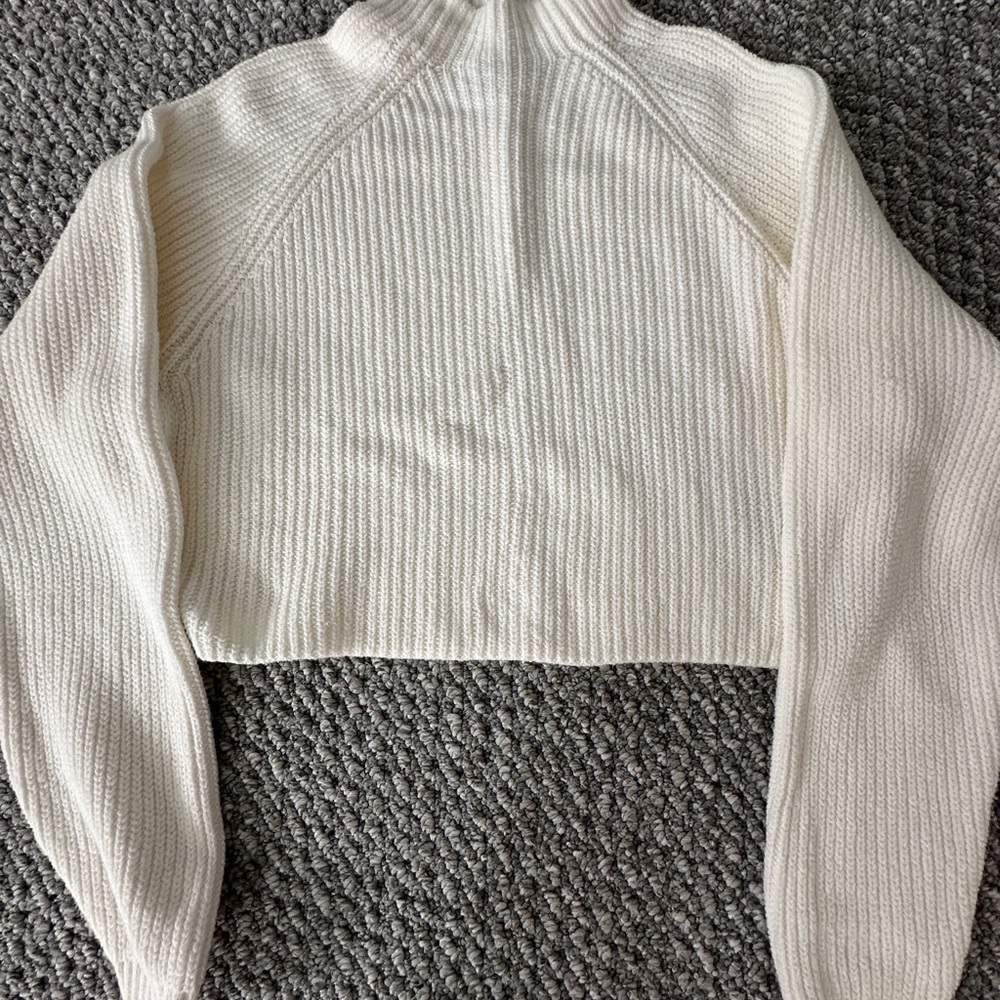 Hollister White Ribbed Knit Sweater